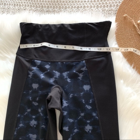 Spanx for the Gym Seriously Born on Fifth Size Small - Picture 11 of 14